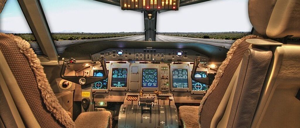 Cockpit plane