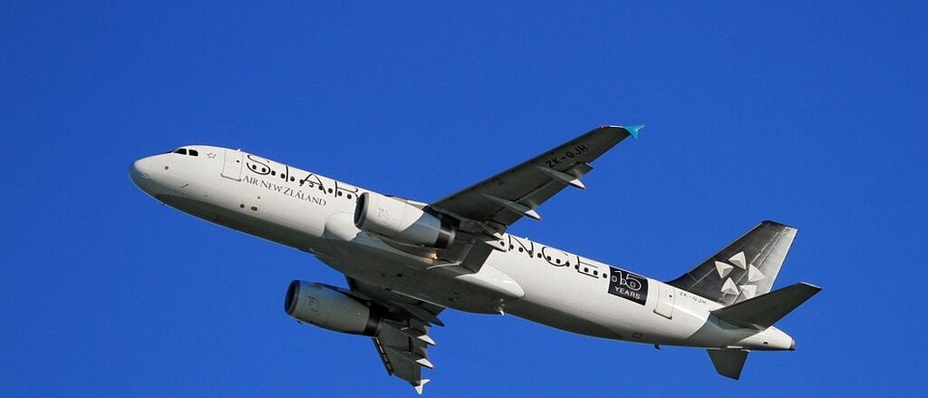 Aircraft take off air new zealand